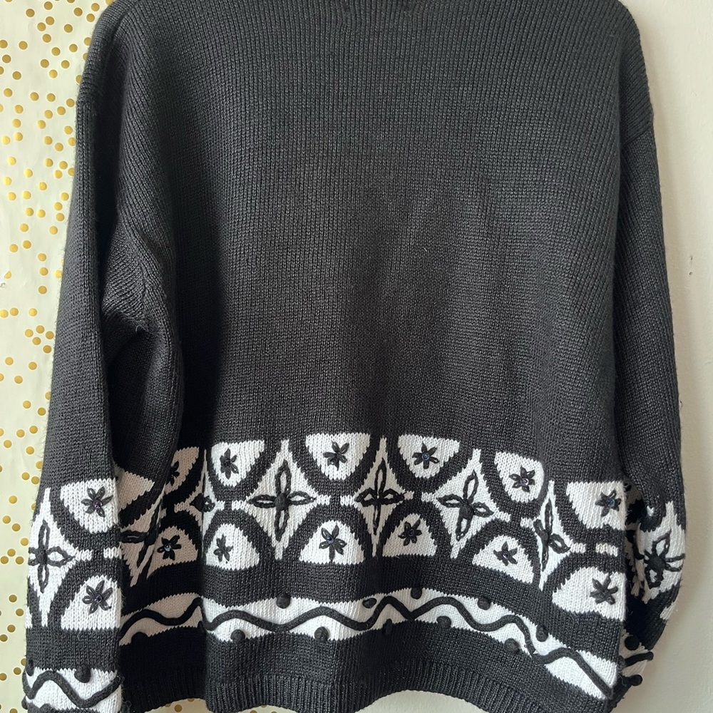 Jantzen Ramie/Acrylic Blend Black and White Cardigan Geometric Pattern size L - Picture 2 of 13